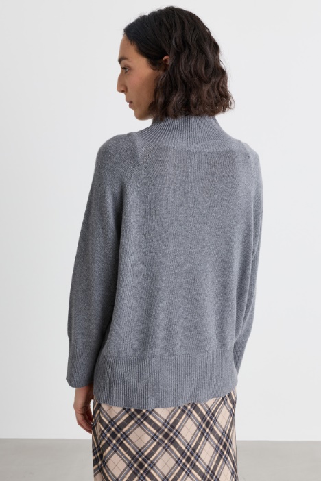 Maglia con collo alto