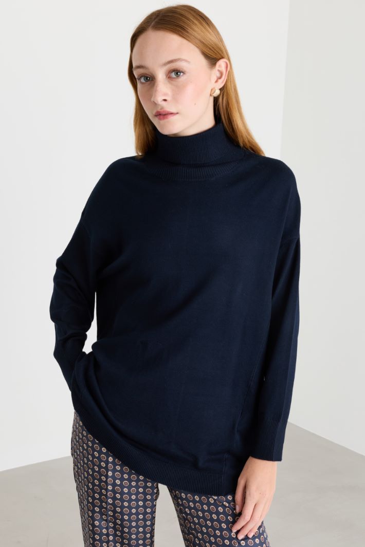 Maglia dolcevita oversize - BLU - Intrend - 2