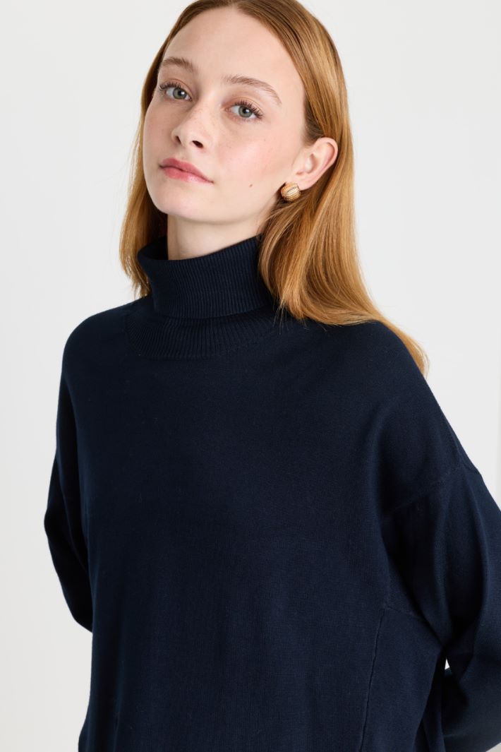 Maglia dolcevita oversize - BLU - Intrend - 3