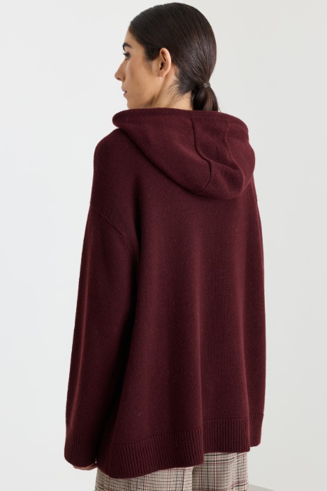Felpa in maglia con cappuccio