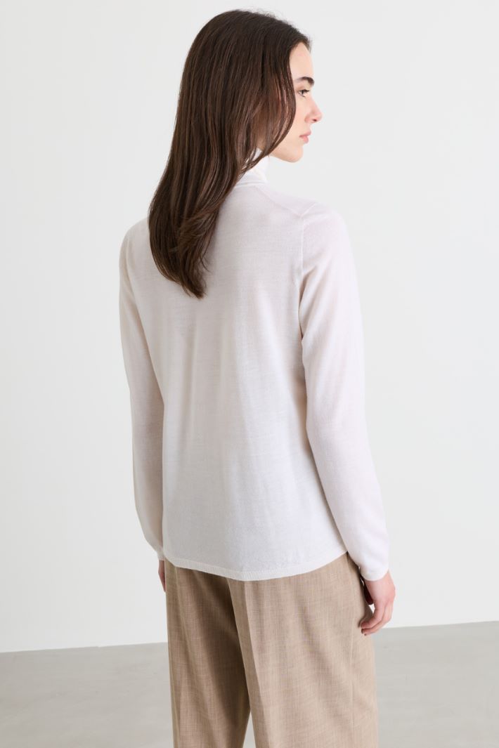 Relaxed-fit roll-neck jumper - WHITE - Intrend - 4