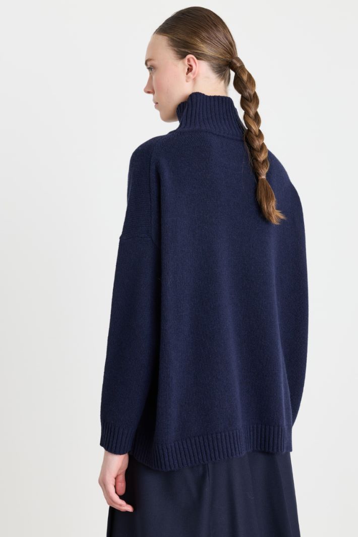 Oversize-Pullover mit Kraterkragen - BLAU - Intrend - 4