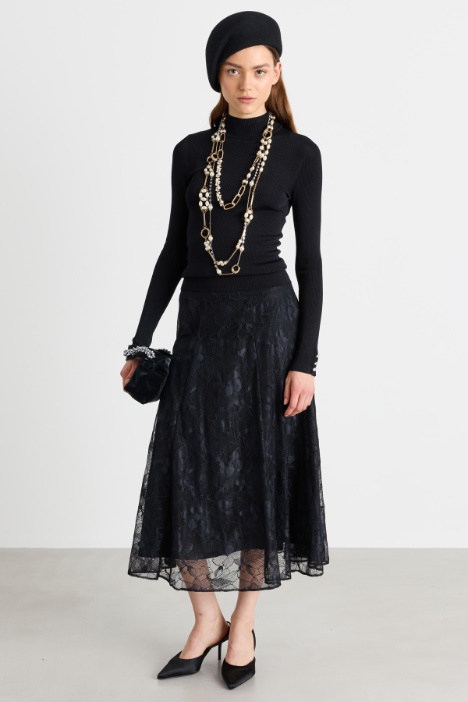 Maglia dolcevita con bottoni bijoux - Intrend