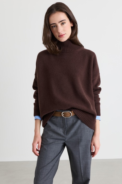 Oversized funnel-neck jumper - Intrend