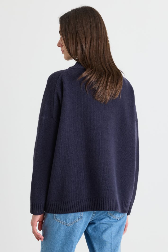 Oversized funnel-neck jumper - BLUE - Intrend - 4