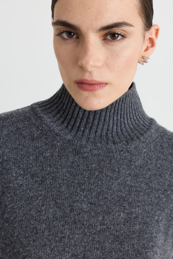 Oversize-Pullover mit Trichterkragen - GRAU - Intrend - 3