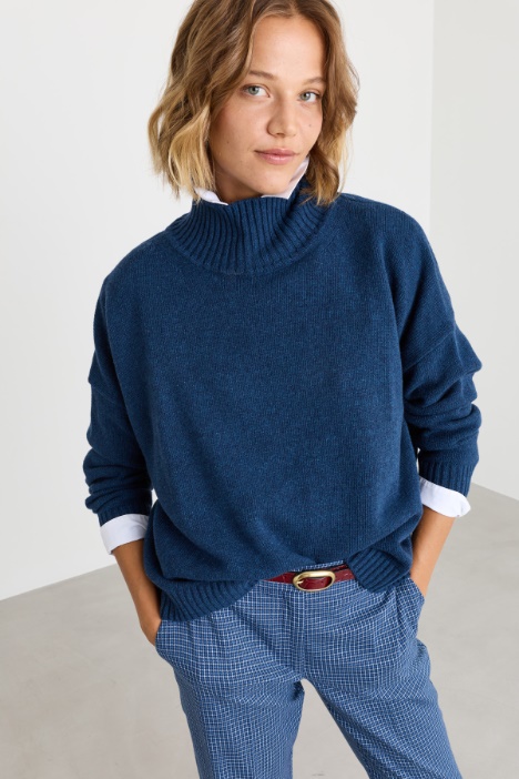 Oversized funnel-neck jumper - Intrend