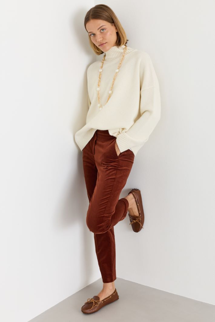 Oversize-Pullover mit Trichterkragen - WEISS - Intrend