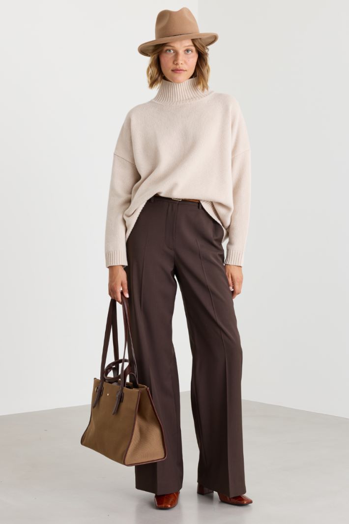 Oversize-Pullover mit Trichterkragen - BEIGE - Intrend