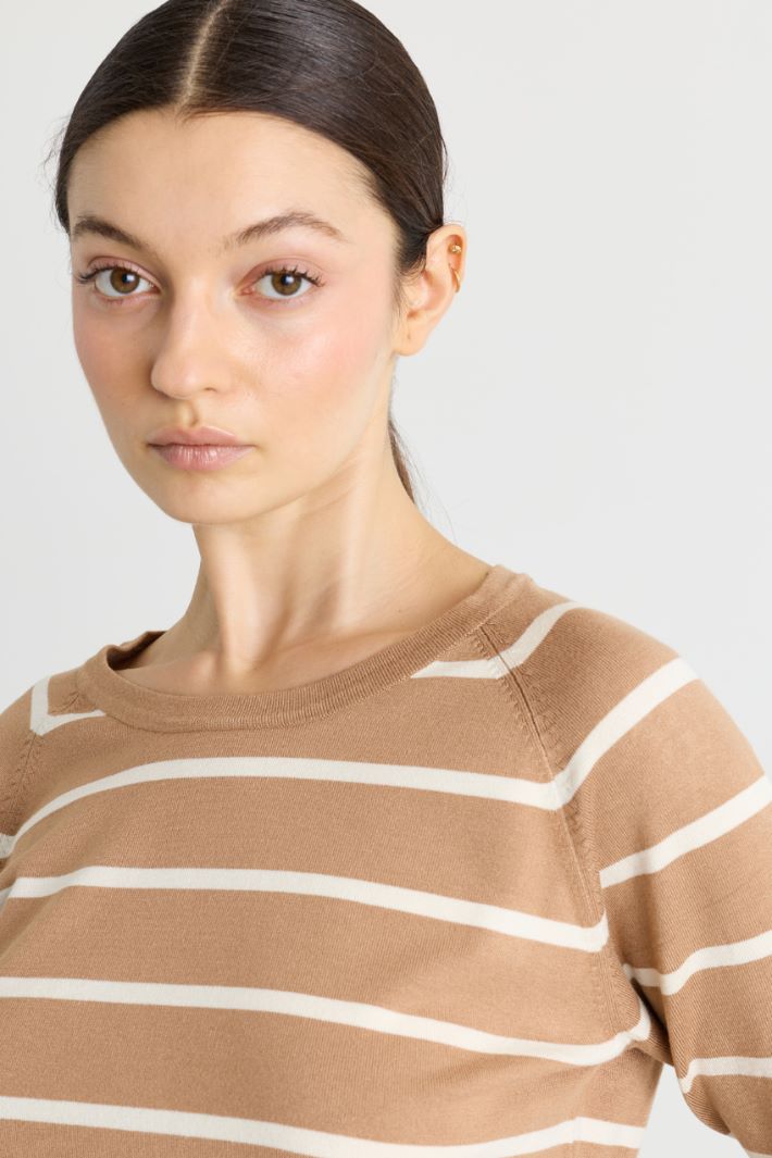 Maglia con manica raglan - CAMMELLO BIANCO - Intrend - 3