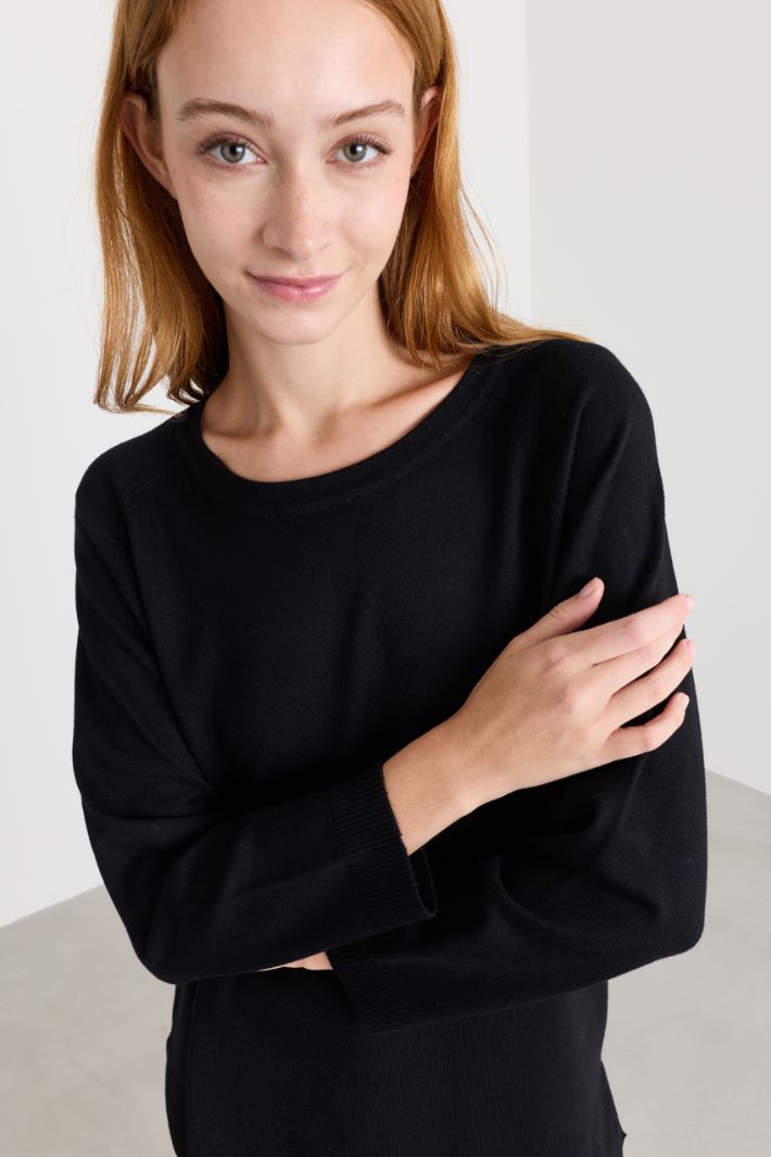 Maglia con manica raglan - NERO - Intrend - 3