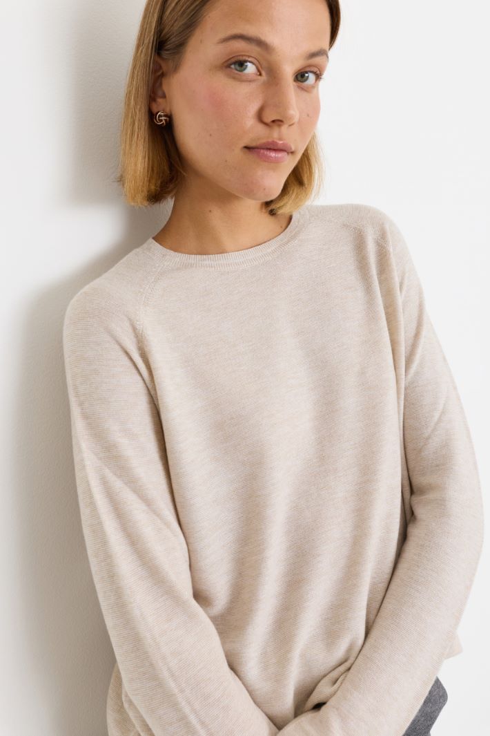 Weicher Pullover mit Raglanärmeln - ELFENBEIN - Intrend - 3