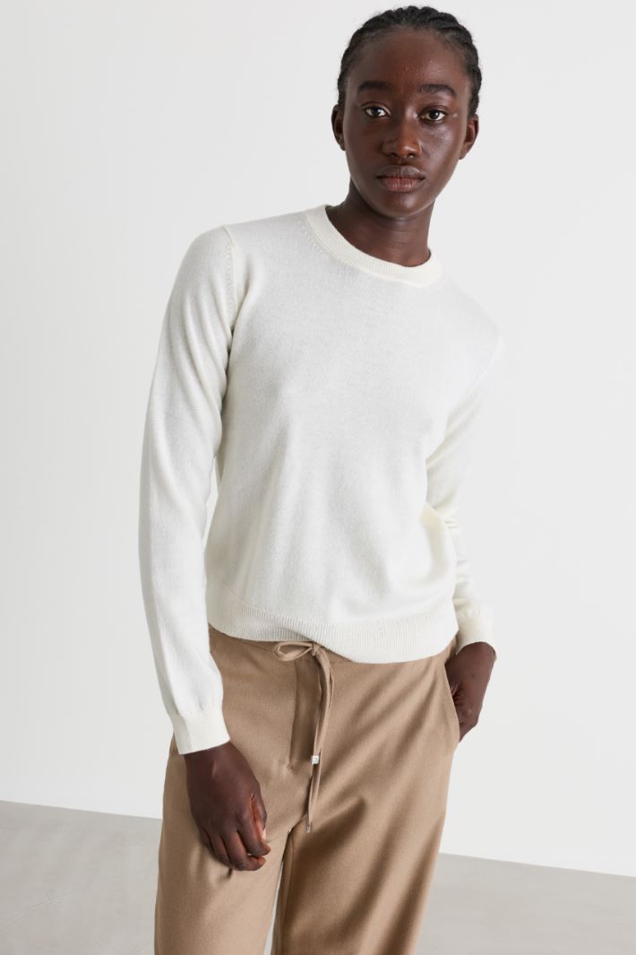 Maglia con scollo tondo - BIANCO - Intrend - 2