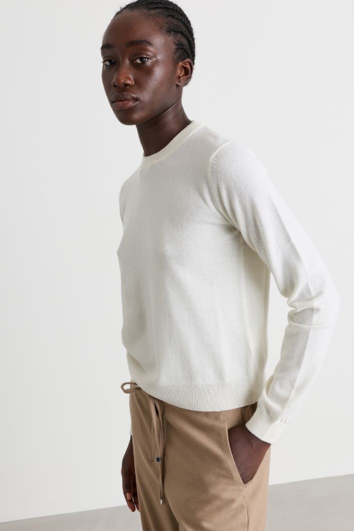 Maglia con scollo tondo - BIANCO - Intrend - 3