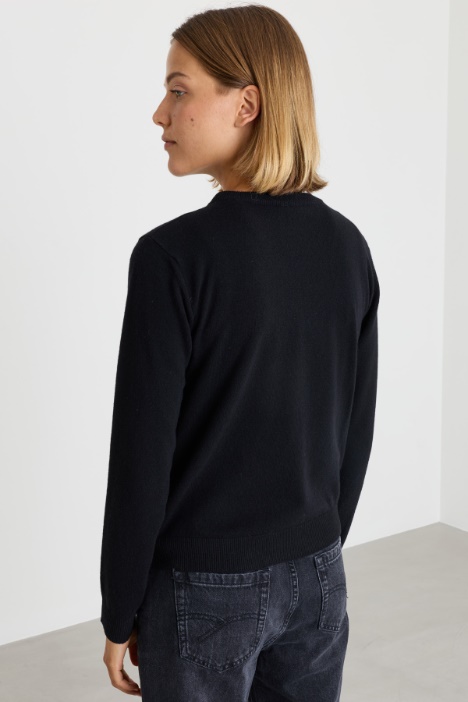 Maglia con scollo tondo