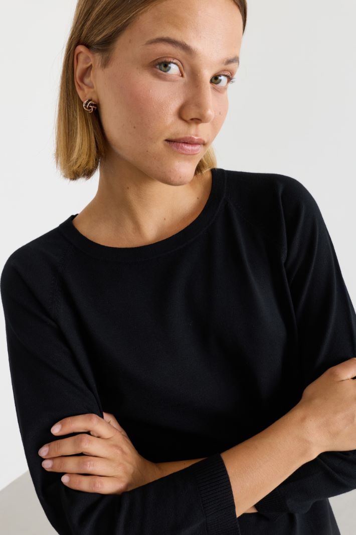 Raglan-sleeve jumper - BLACK - Intrend - 3