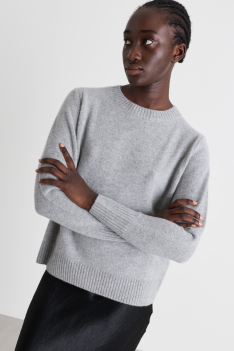 Maglia con profili a coste - Intrend