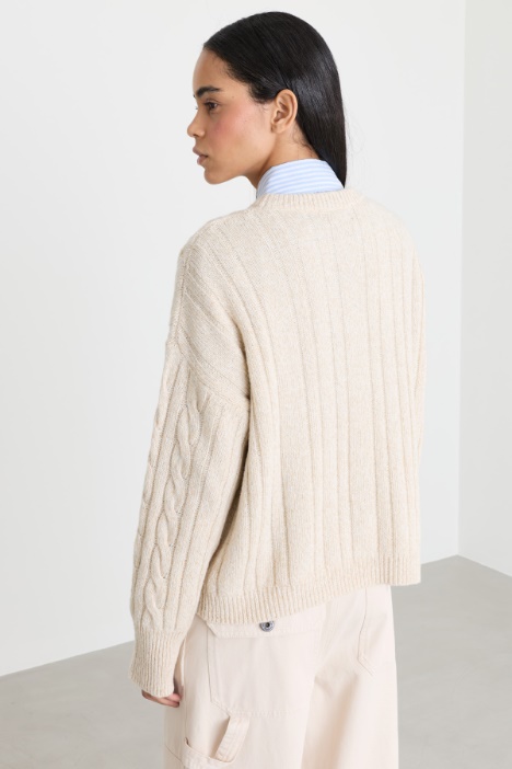 Maglia mouliné a trecce