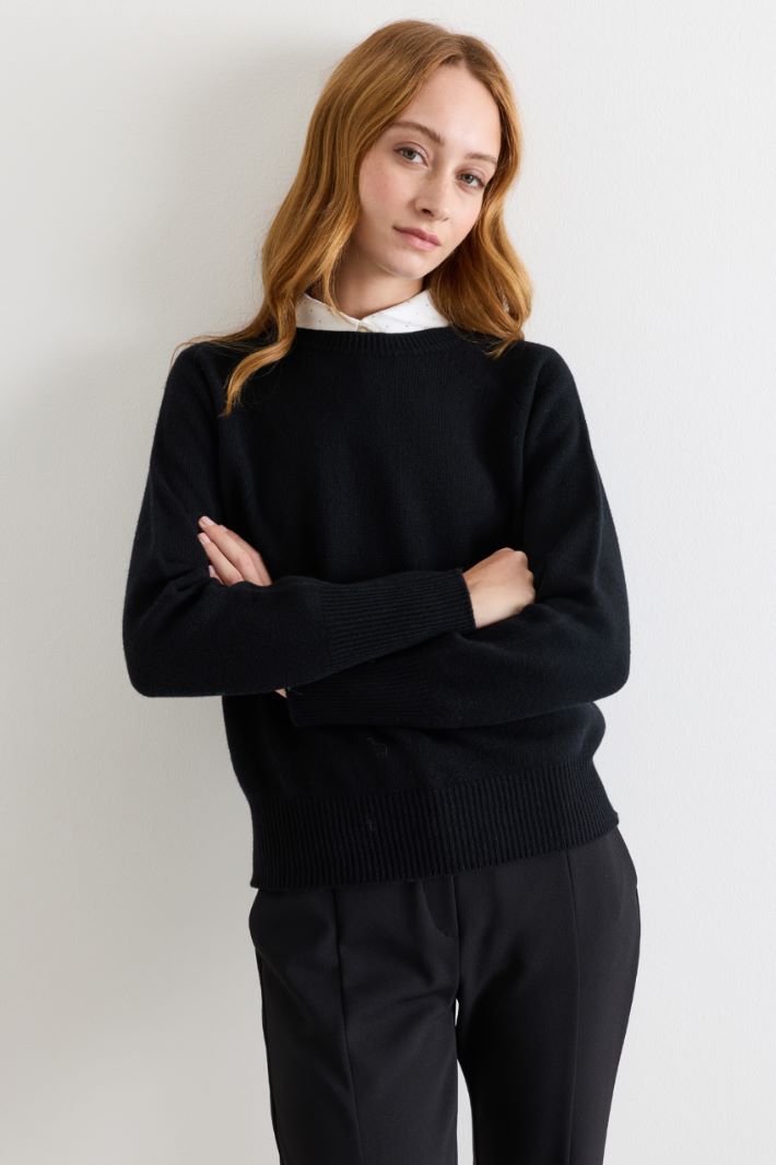 Maglia con maniche raglan - NERO - Intrend - 3