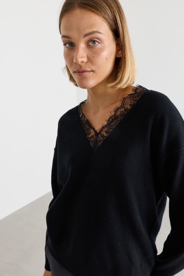 Maglia con dettagli in pizzo - NERO - Intrend - 3