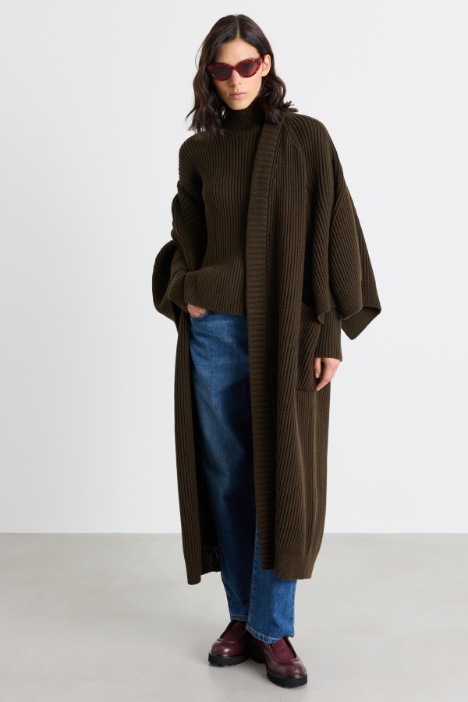 Rollkragenpullover mit Schößchen - Intrend