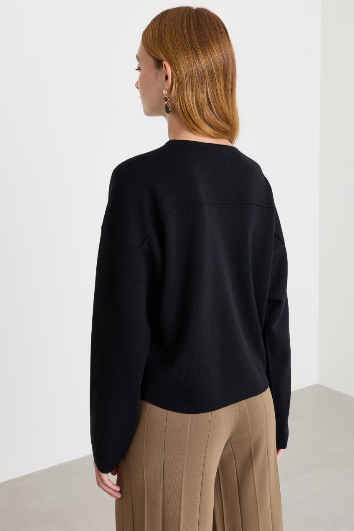 Maglia a spalla scesa - NERO - Intrend - 4