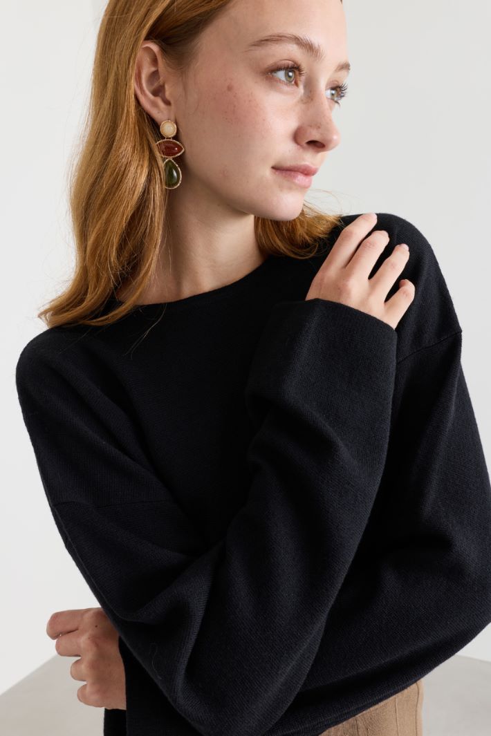 Maglia a spalla scesa - NERO - Intrend - 3