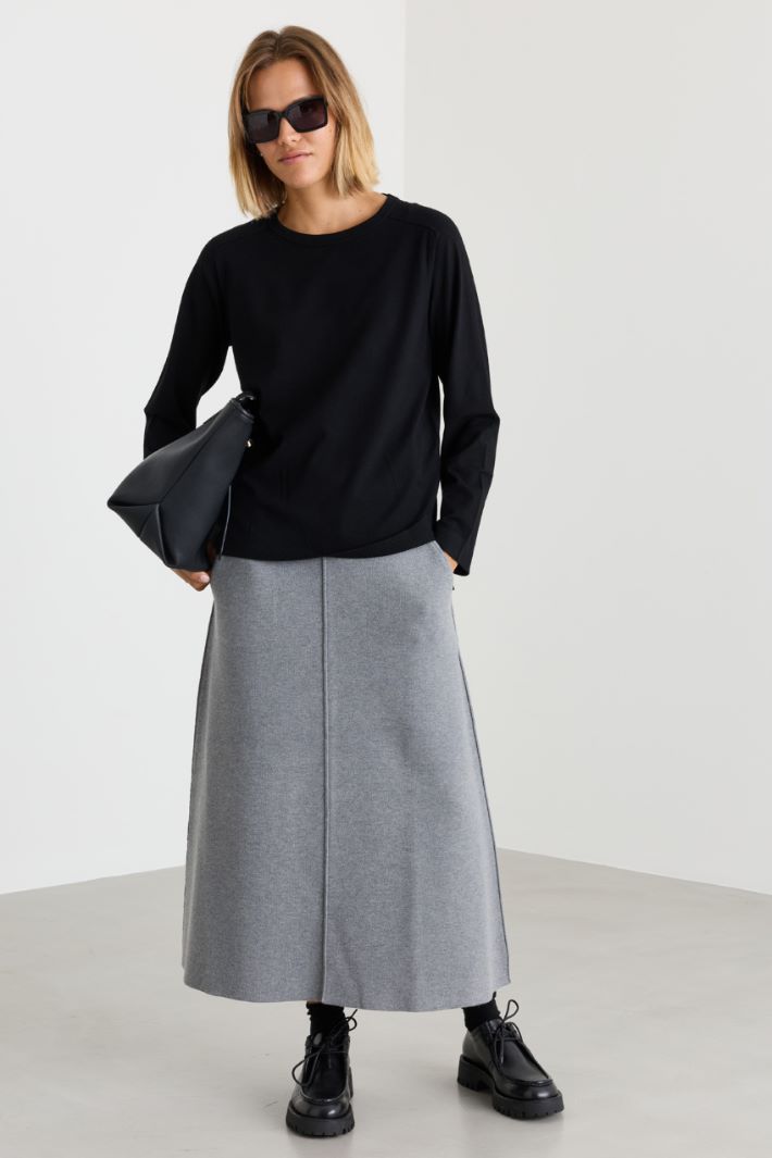 Maglia con manica raglan - NERO - Intrend