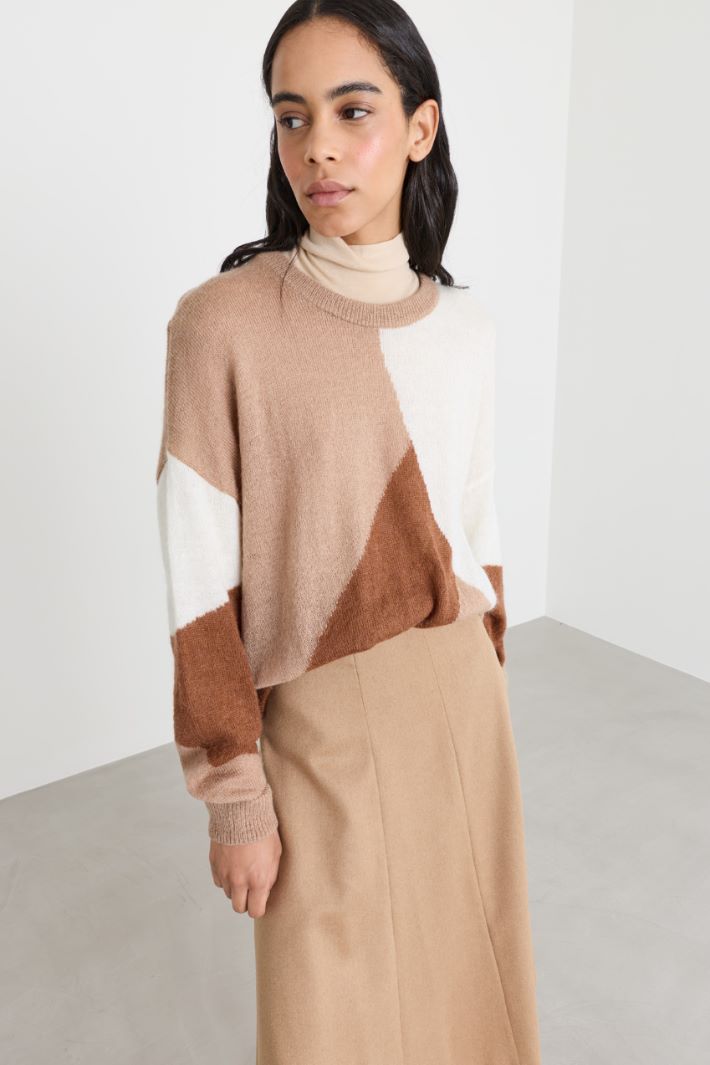 Intarsia jacquard jumper - CAMEL - Intrend - 2