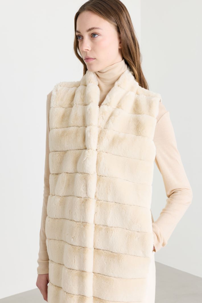 Gilet with a soft quilted insert - WHITE - Intrend - 3