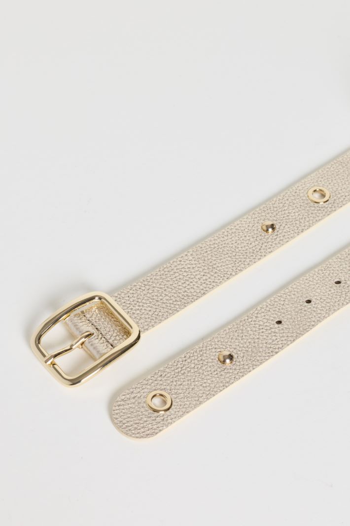 Cintura con borchie e occhielli - ORO - Intrend - 2
