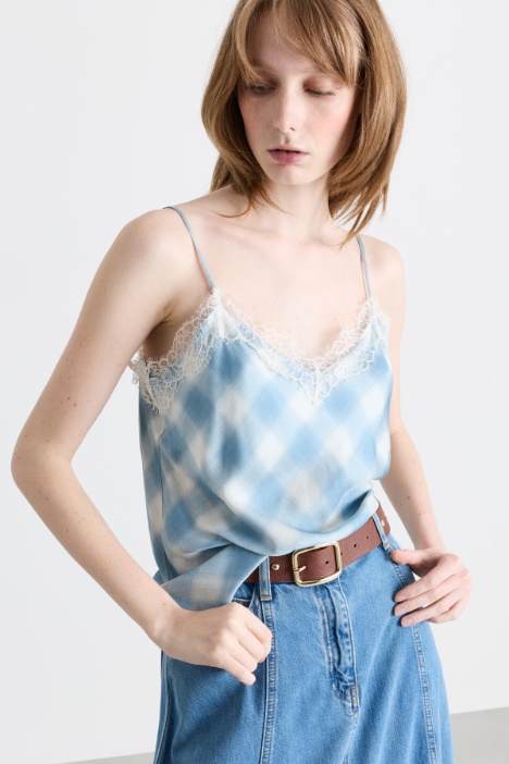Stud and eyelet belt - Intrend