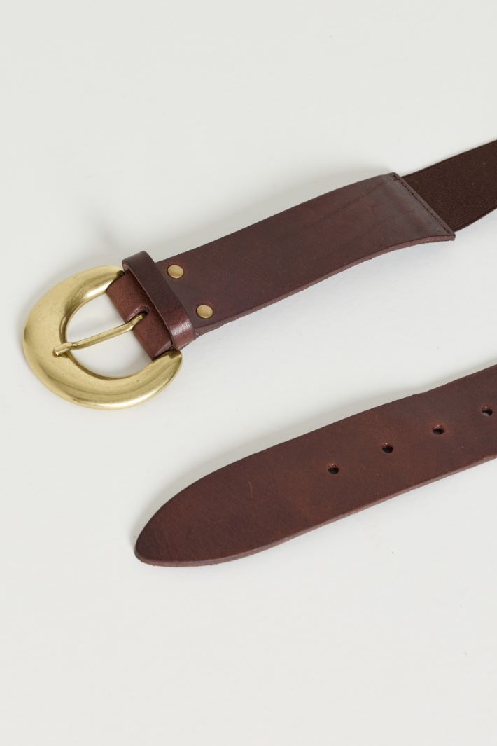 Crescent-Buckle Belt - BROWN - Intrend - 2