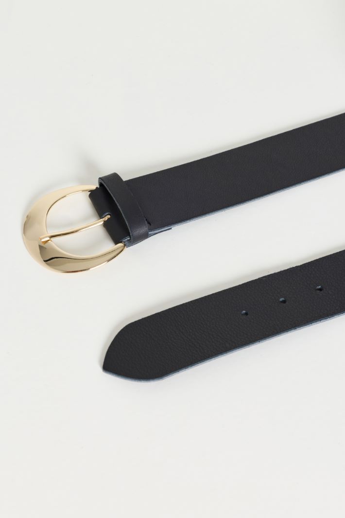Tumbled leather belt - BLACK - Intrend - 2