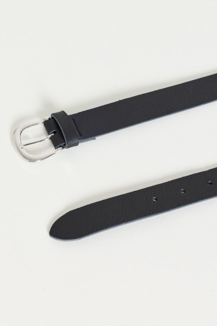Tumbled leather belt - BLACK - Intrend - 2