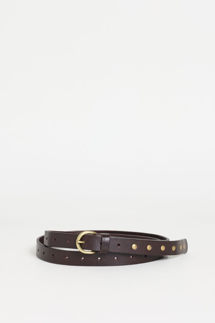 Slim belt with round studs - BROWN - Intrend
