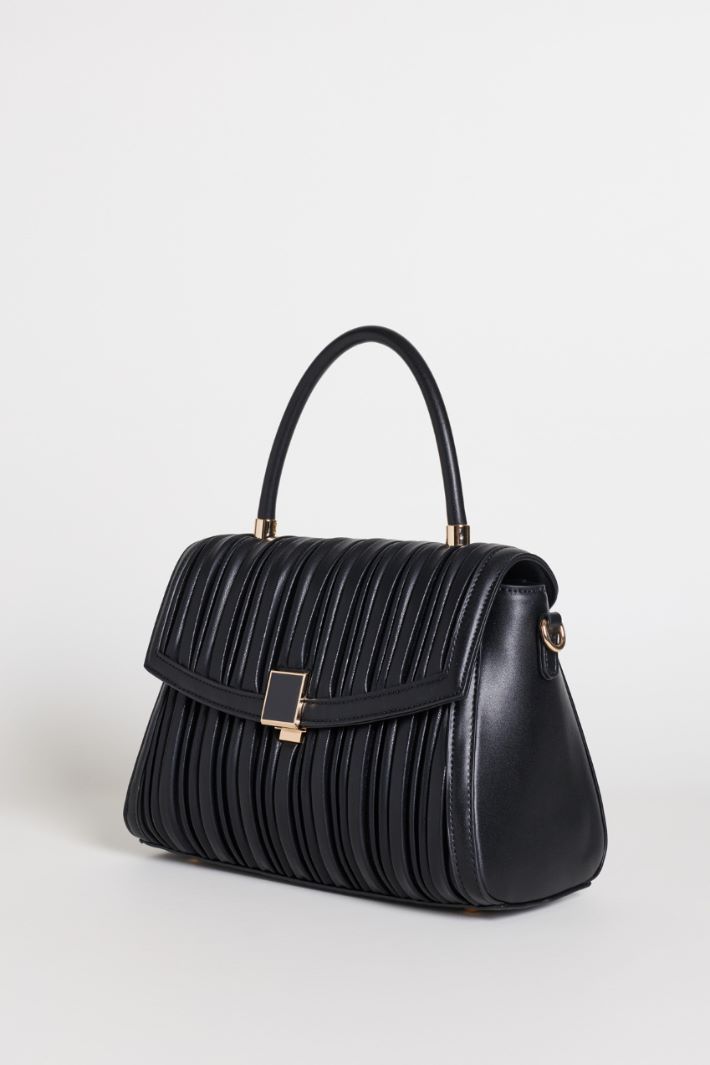 Ribbed Handbag - BLACK - Intrend - 2