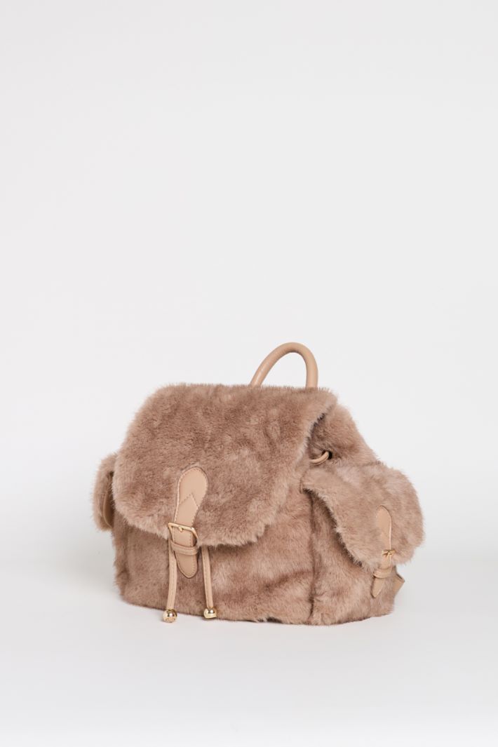 Soft, Cosy Fabric Backpack - CAMEL - Intrend - 2