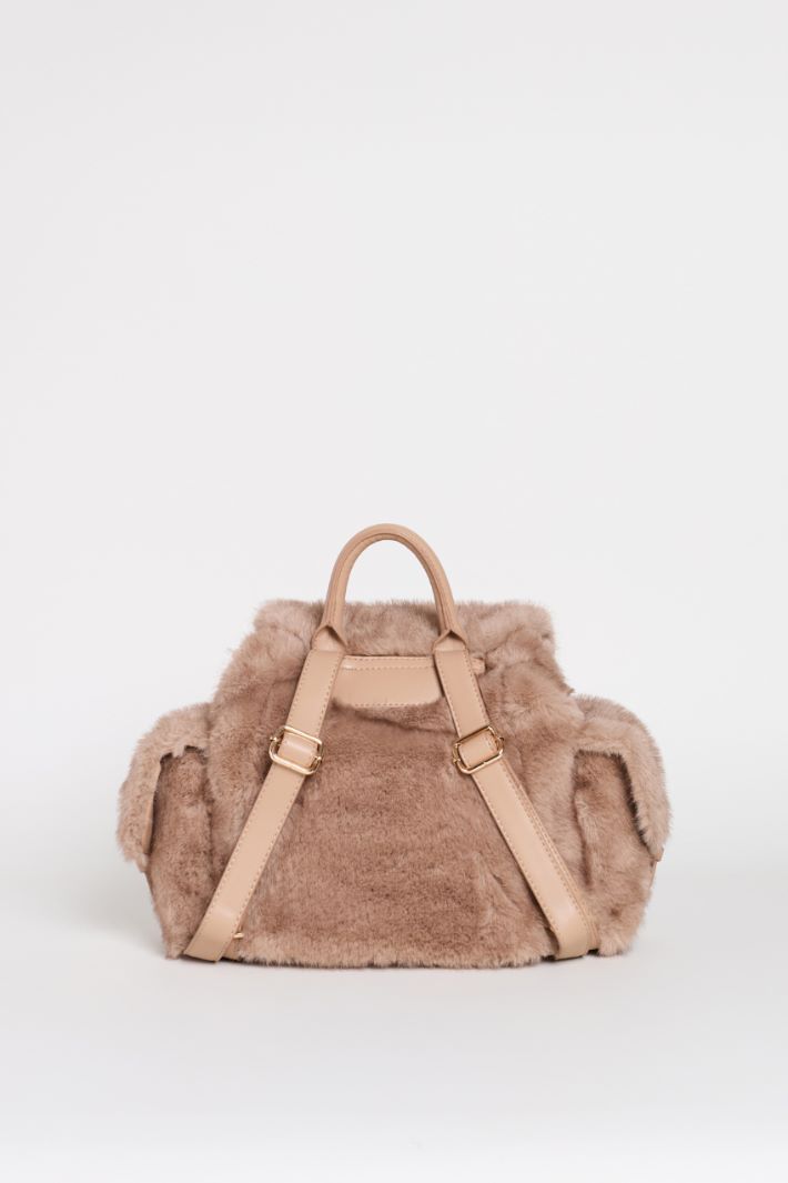 Soft, Cosy Fabric Backpack - CAMEL - Intrend - 3