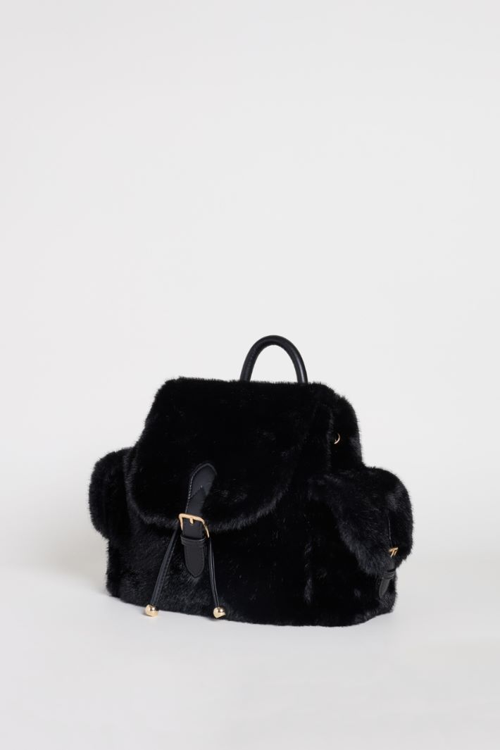Soft, Cosy Fabric Backpack - BLACK - Intrend - 2