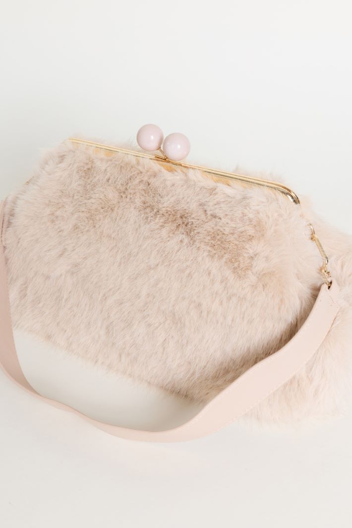 Maxi pochette in tessuto morbido e caldo - ROSA - Intrend - 4