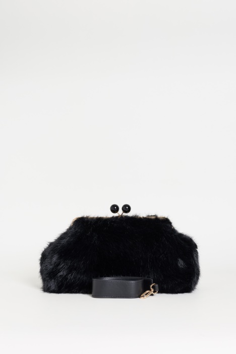 Maxi pochette in tessuto morbido e caldo