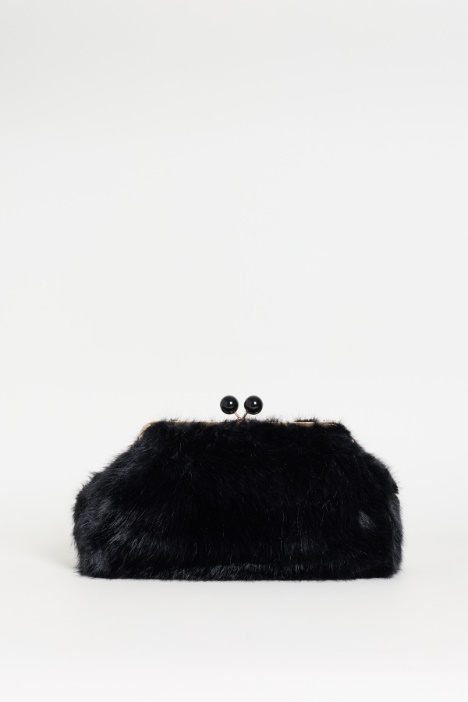 Maxi pochette in tessuto morbido e caldo - Intrend