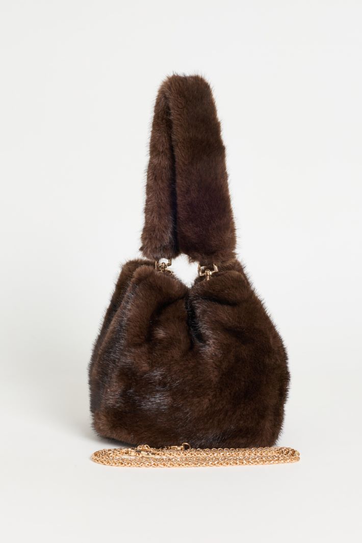 Soft, plush fabric bag - BROWN - Intrend - 3