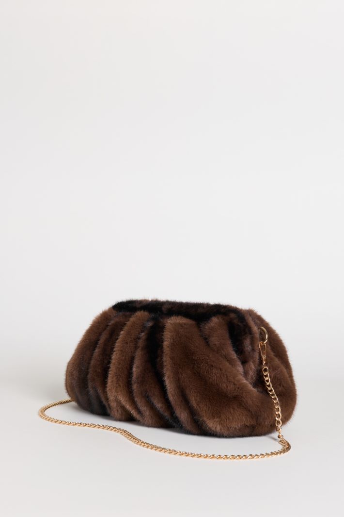 Pochette in tessuto morbido e caldo - MARRONE - Intrend - 2