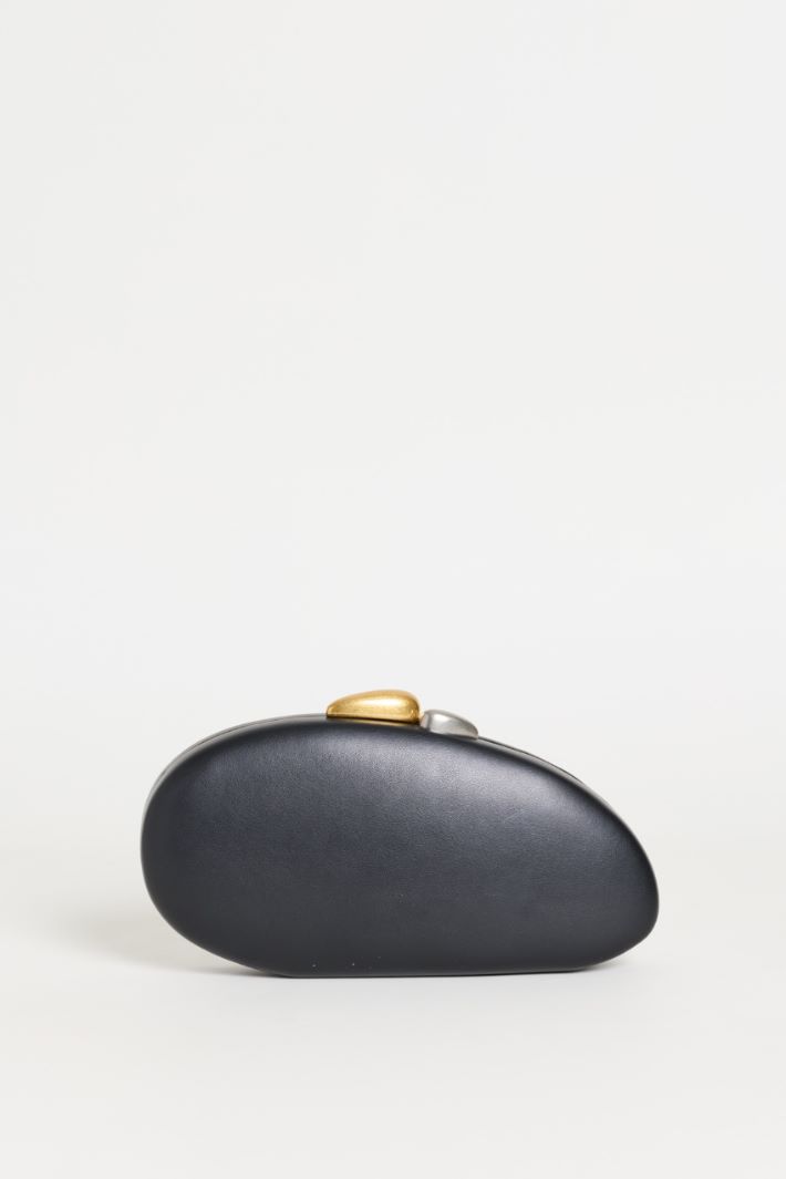 Oval clutch - BLACK - Intrend
