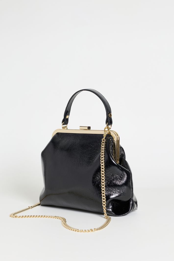 Structured patent bag - BLACK GOLD - Intrend - 2