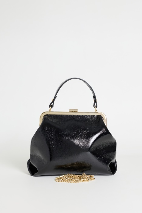 Borsa sagomata in tessuto spalmato
