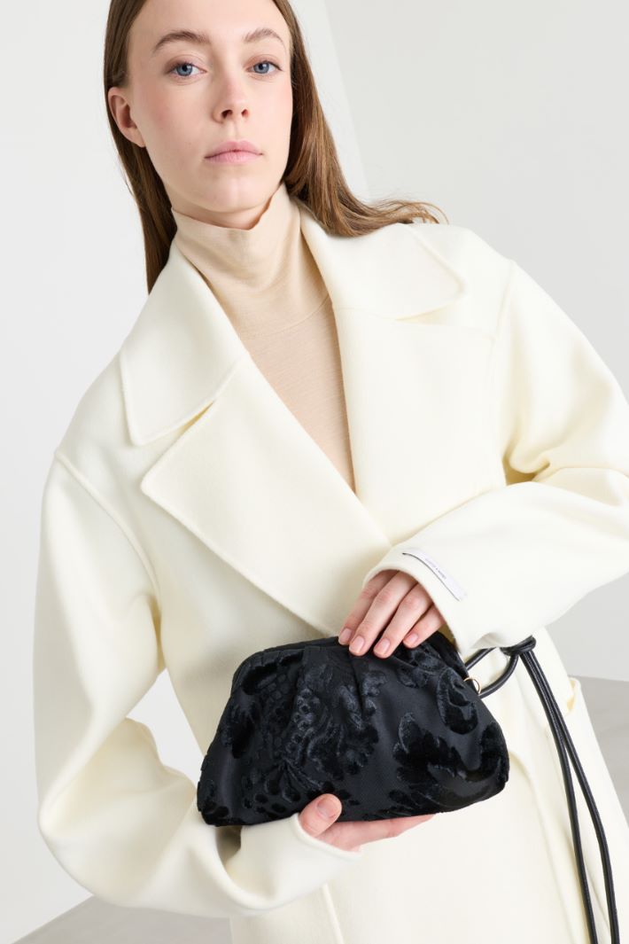 Jacquard Clutch - BLACK - Intrend - 5