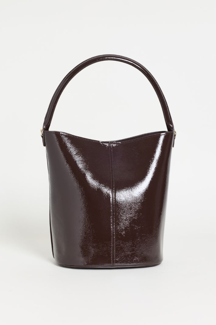 Patent Leather Bucket Bag - BROWN - Intrend